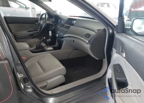 2009 Honda Accord 2.4 Ex-L from USA, damaged, VIN 1HGCP26819A016475